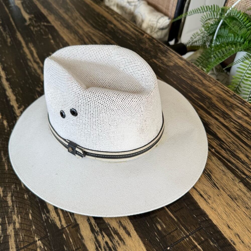 HAT - White Brimmed Country Cowboy Hat - MEDIUM - Picture 4 of 15